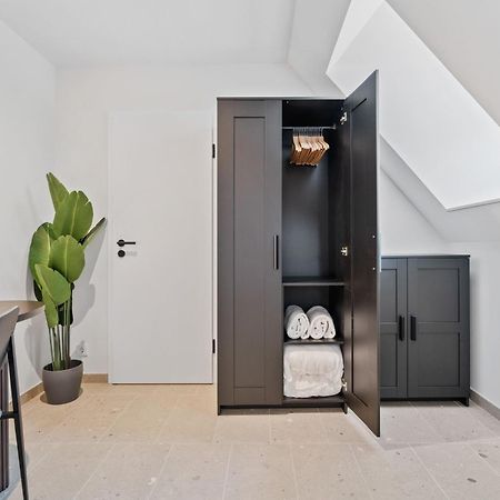 Elegant Clausen Apartment With King Bed & Wifi Люксембург Екстериор снимка