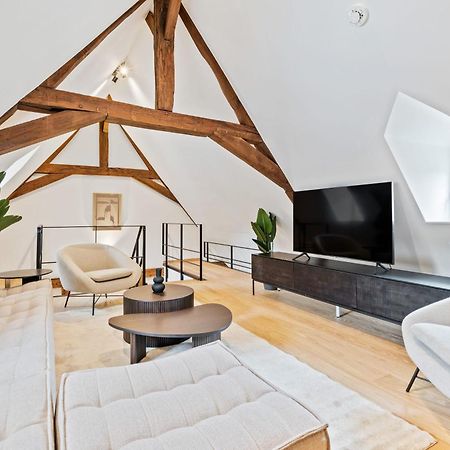 Elegant Clausen Apartment With King Bed & Wifi Люксембург Екстериор снимка